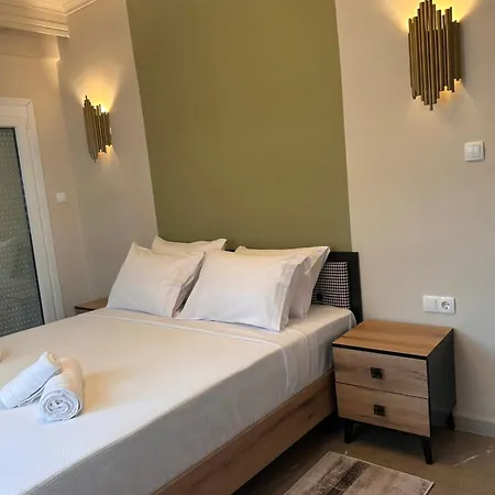Emerald Luxury In Apartment Thessaloniki