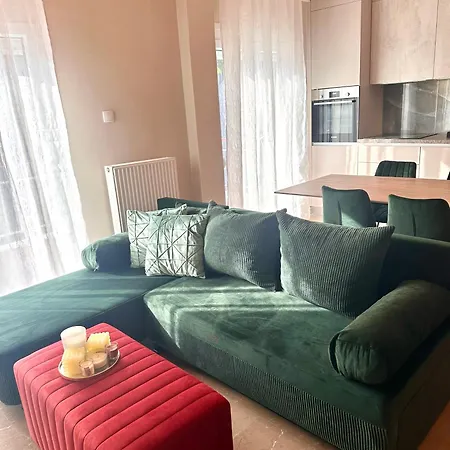 Emerald Luxury In *