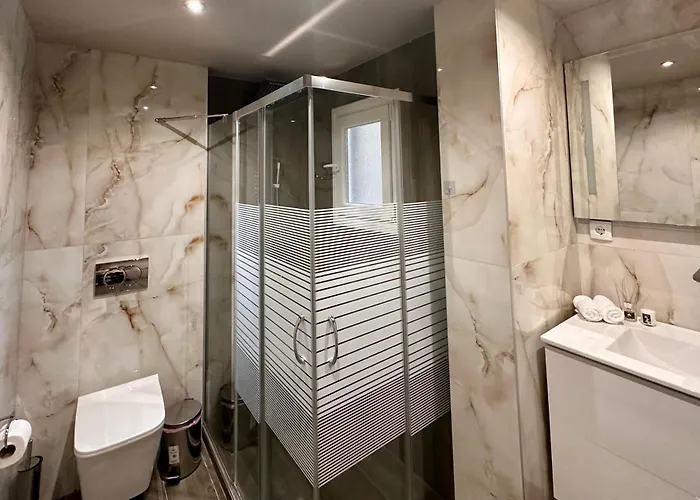 Apartment Emerald Luxury In *